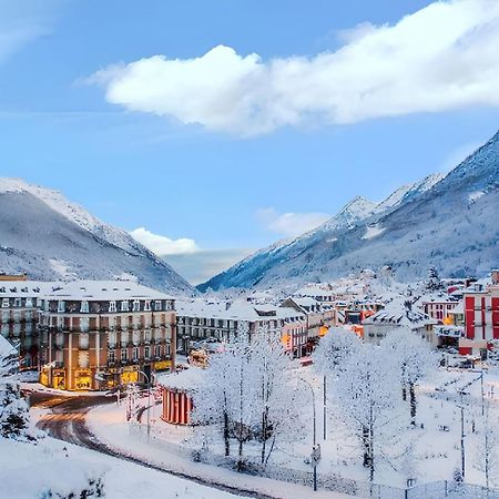 Appartement Charmant A Cauterets 27 M² Vue Sur La Ville ภายนอก รูปภาพ