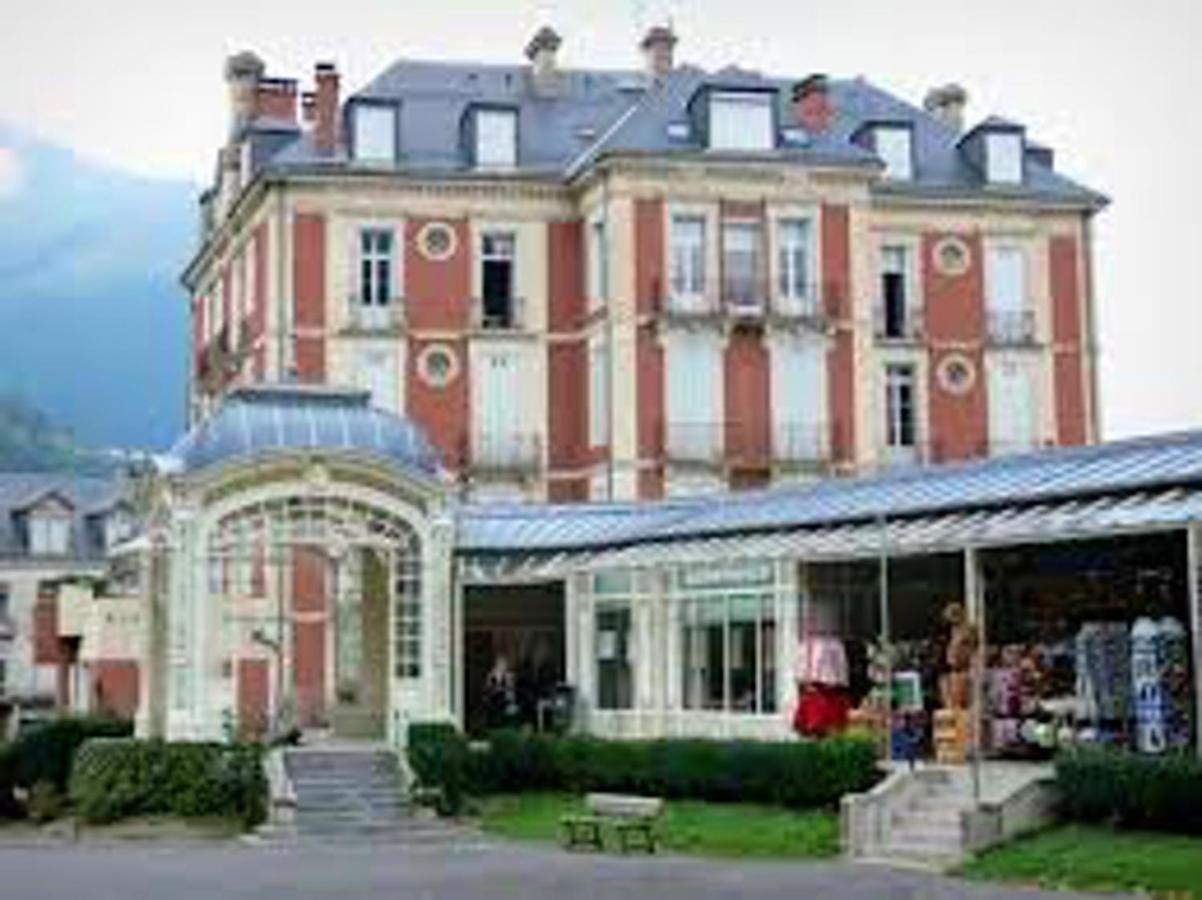 Appartement Charmant A Cauterets 27 M² Vue Sur La Ville ภายนอก รูปภาพ